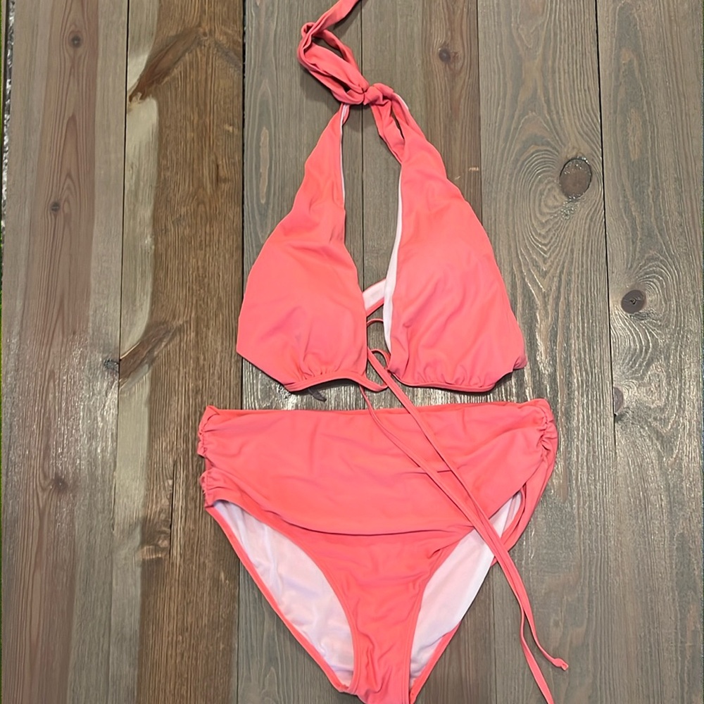 🌸5 for $20 Coral high waist bikini. Large